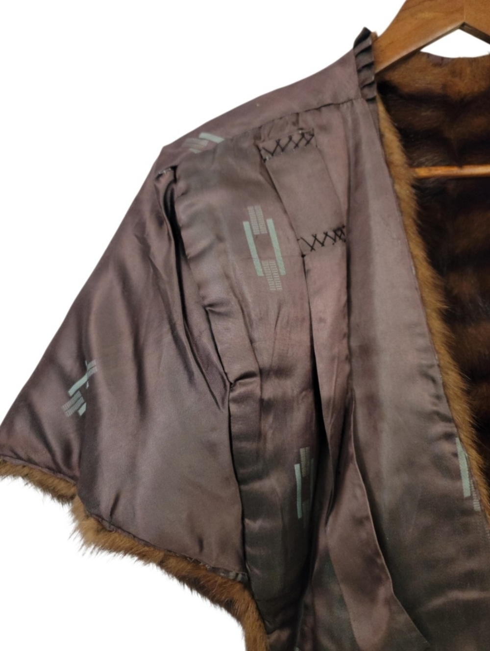 Vintage 50s Royal Furs Brown Mink Fur Stole Cross Front Capelet Shoulder Wrap - Picture 8 of 16
